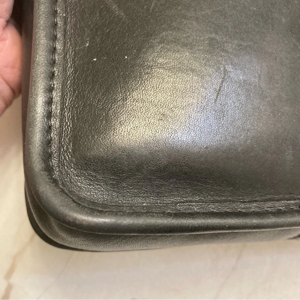 Coach vintage black leather compact pouch crossbody bag
